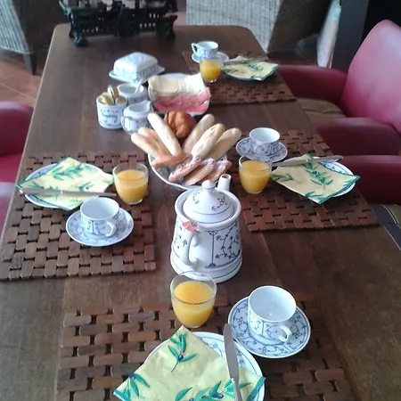 Bed & Breakfast Mas Del Conill 2*